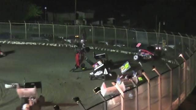Kennedale Speedway Park IMCA Sprint Car Crash